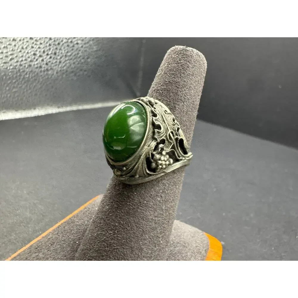 Vintage 925 Sterling Silver Green Jade Ornate Cocktail Ring Size 6.75
